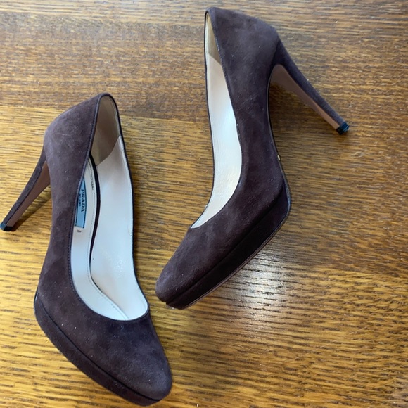 Prada SALE EUC brown suede platform heels, size 37 - Picture 1 of 5
